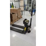 Pallet Truck with Digital Scale