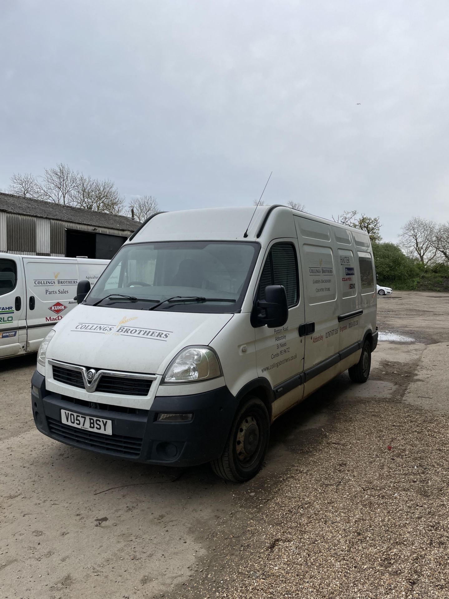 1: Vauxhall Movano 3.5T 2.5 CDTI (100 PS) High Roof (06) LWB Panel Van, Registration No. VO57 BSY, D - Image 2 of 7