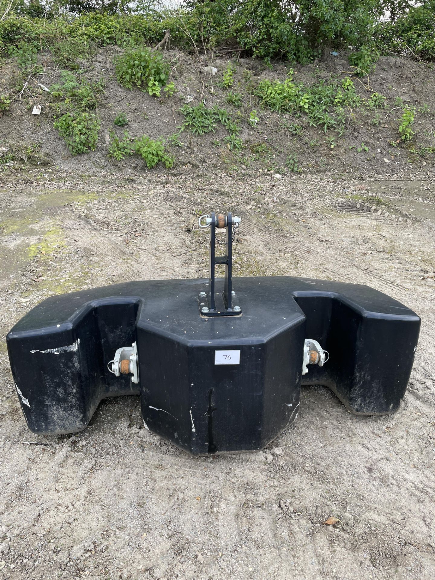 1: 2 Tonne Front Weight for Deutz Fahr Tractor