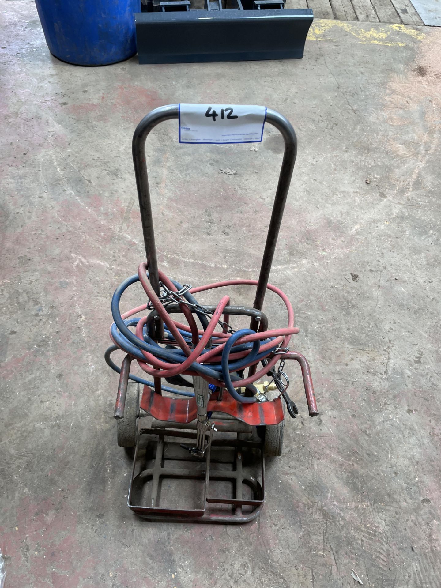 1: Light Duty Oxyacetylene Trolley with 2: Gas Regulators & Cutting Torch As Lotted