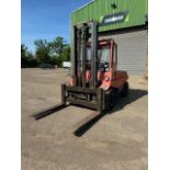 Linde Roment H60 DW 6 Tonne Ride-On Diesel Forklift Serial No 3206033000960 (1986) with Hours 1418,