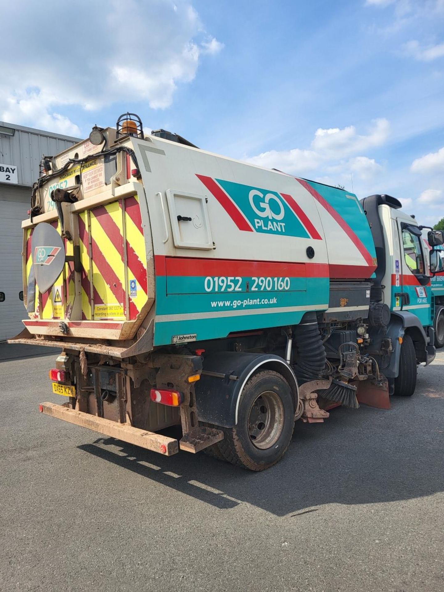 2015 DAF LF 250 FA 18T Johnston VT801 - Truck Mounted Sweeper - Image 5 of 11