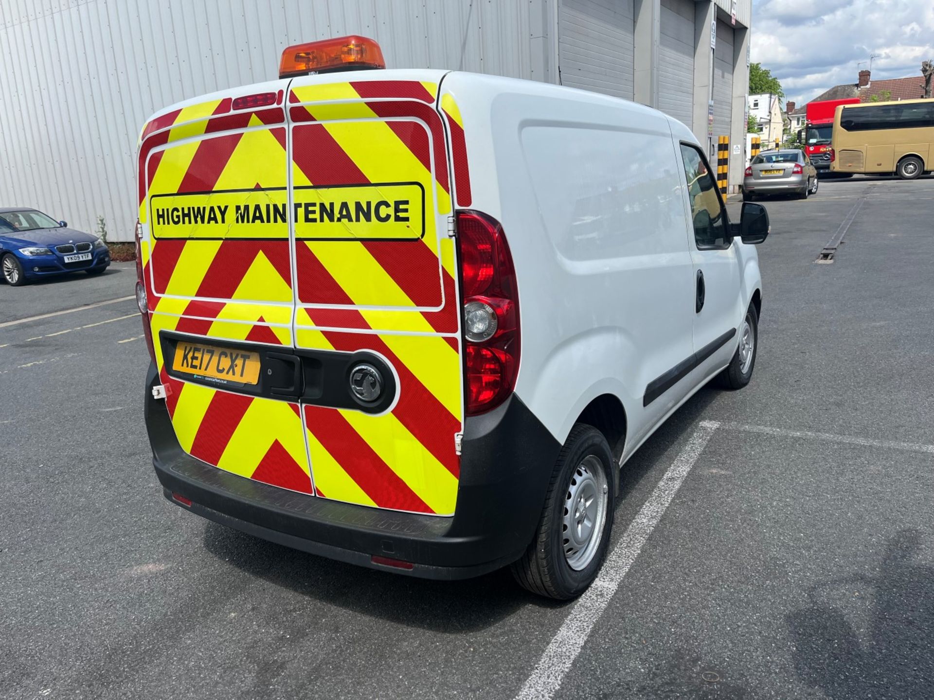 2017 Vauxhall Combo Van - Image 4 of 11