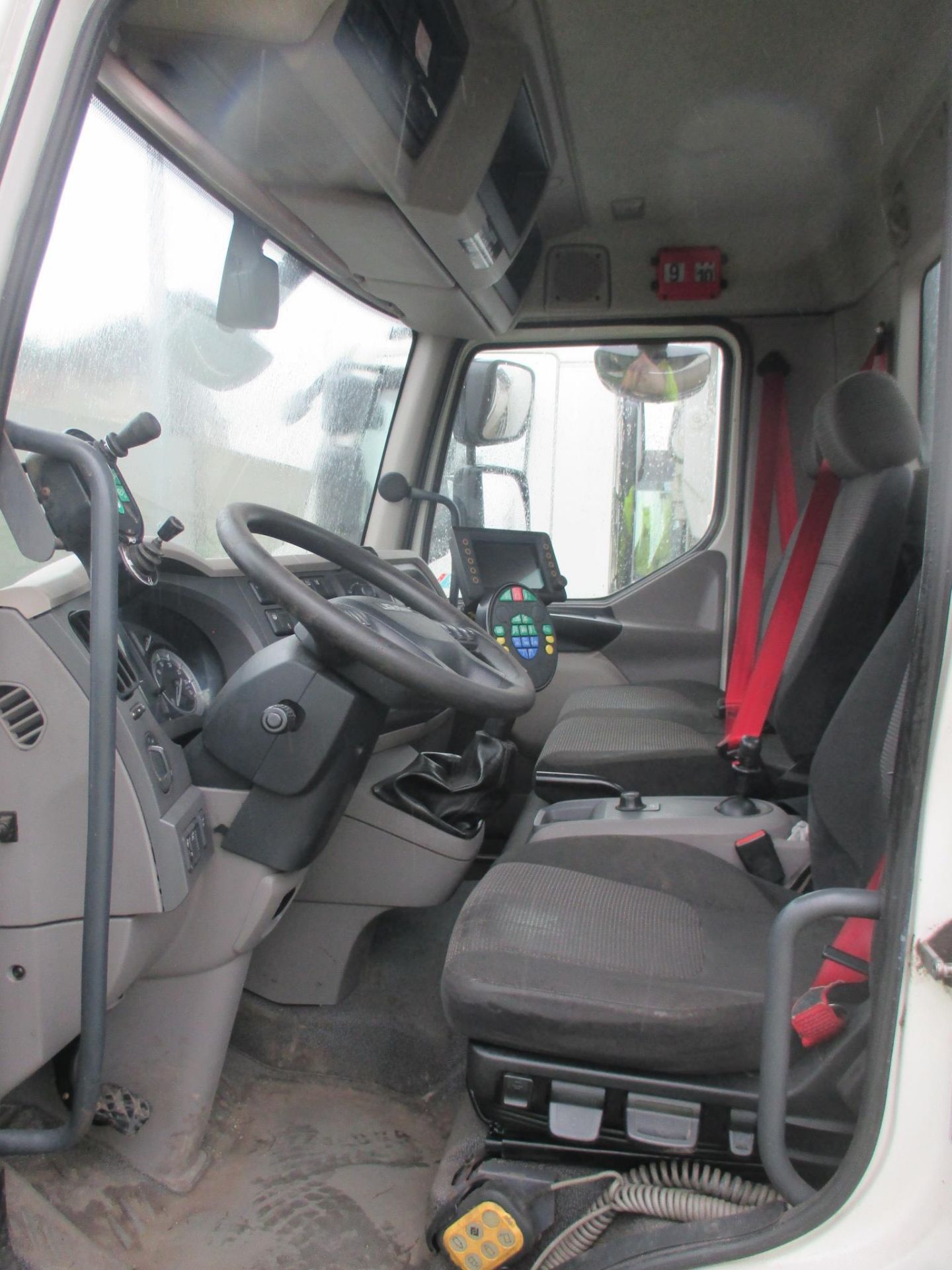 2014 DAF LF 220 FA 15T SWEEP Johnston VT651 - Truck Mounted Sweeper - Image 5 of 5