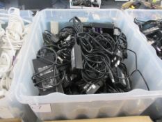 1, Quantity Of Dell AC Adaptors, Contents Of Box