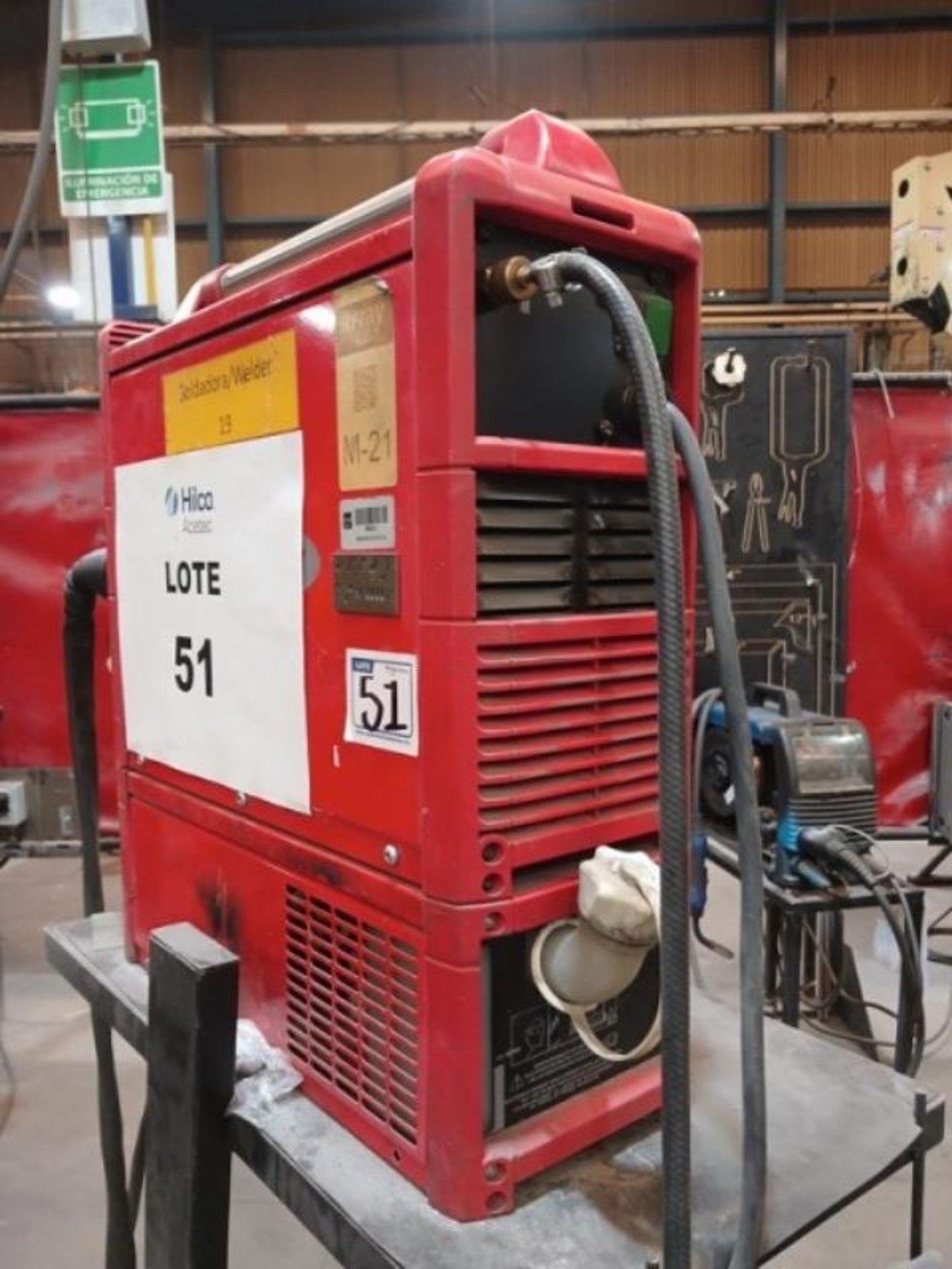 WELDING MACHINE - Image 2 of 4