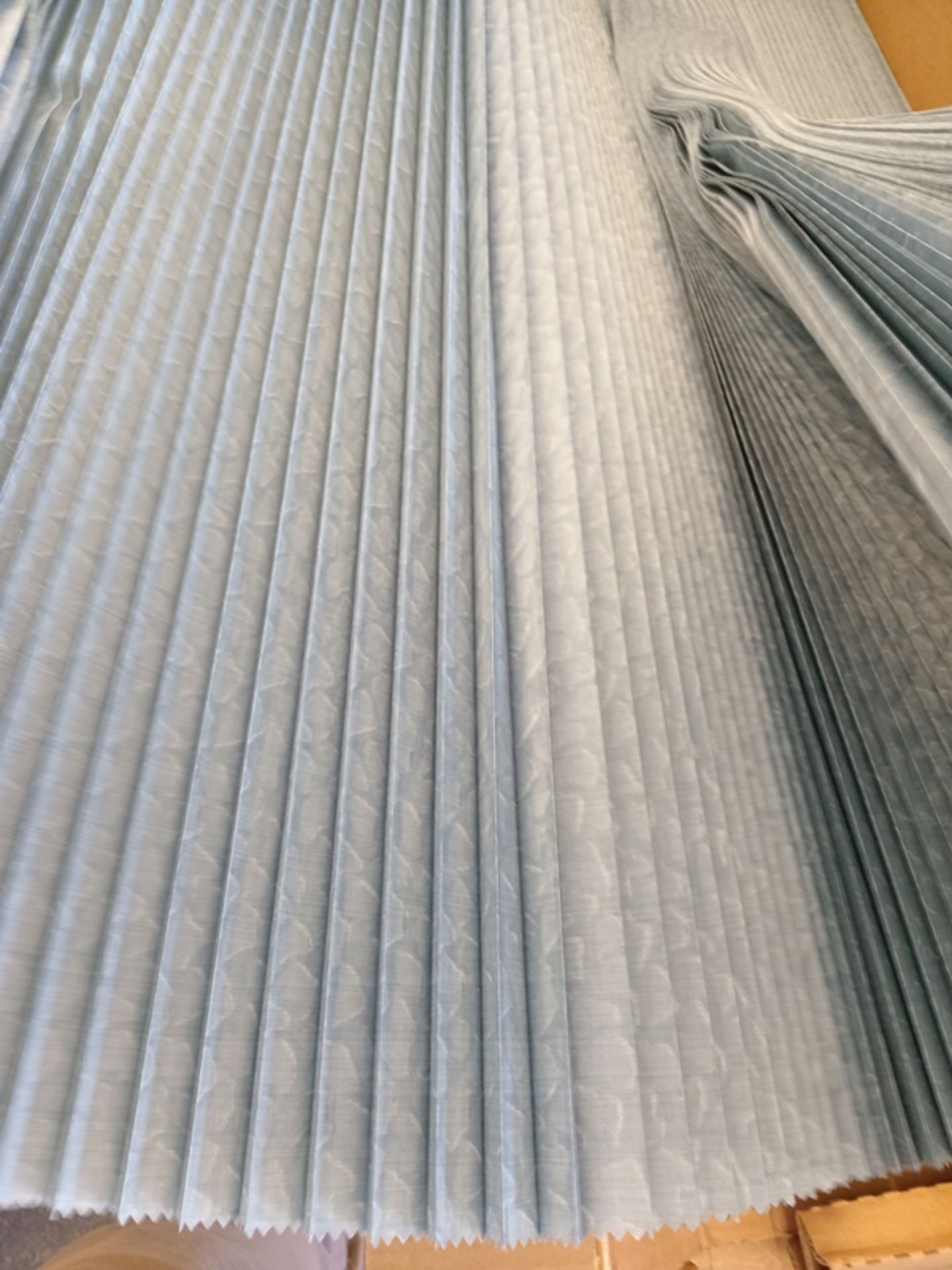 LOT OF APPROXIMATELY (27,400) M2 OF BLINDS PLEATED FABRIC - Image 33 of 35