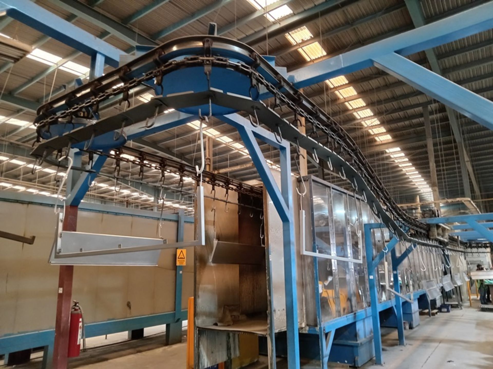 CHAIN CONVEYOR