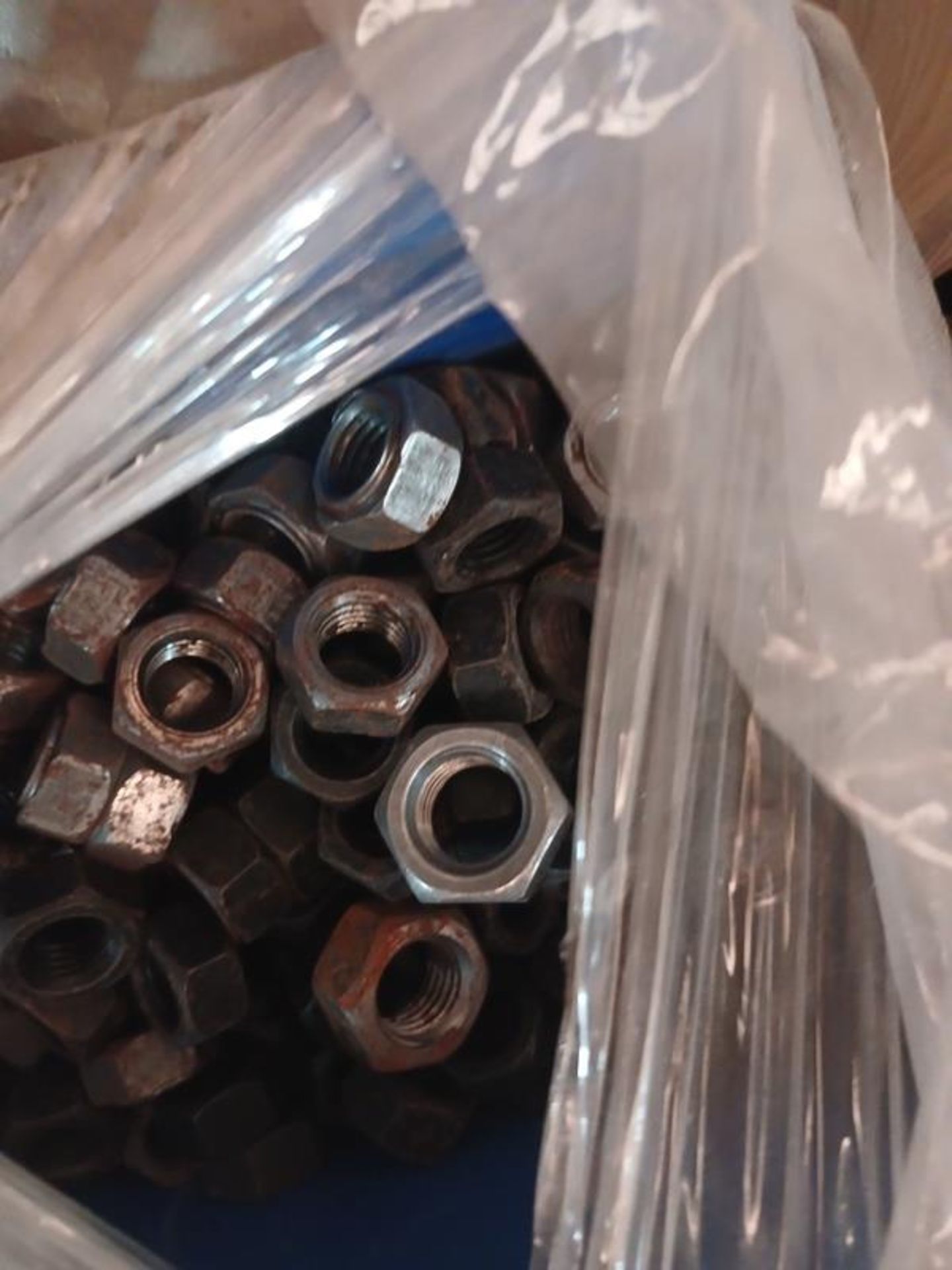LOT OF MISCELLANEOUS SCREWS - Image 4 of 5