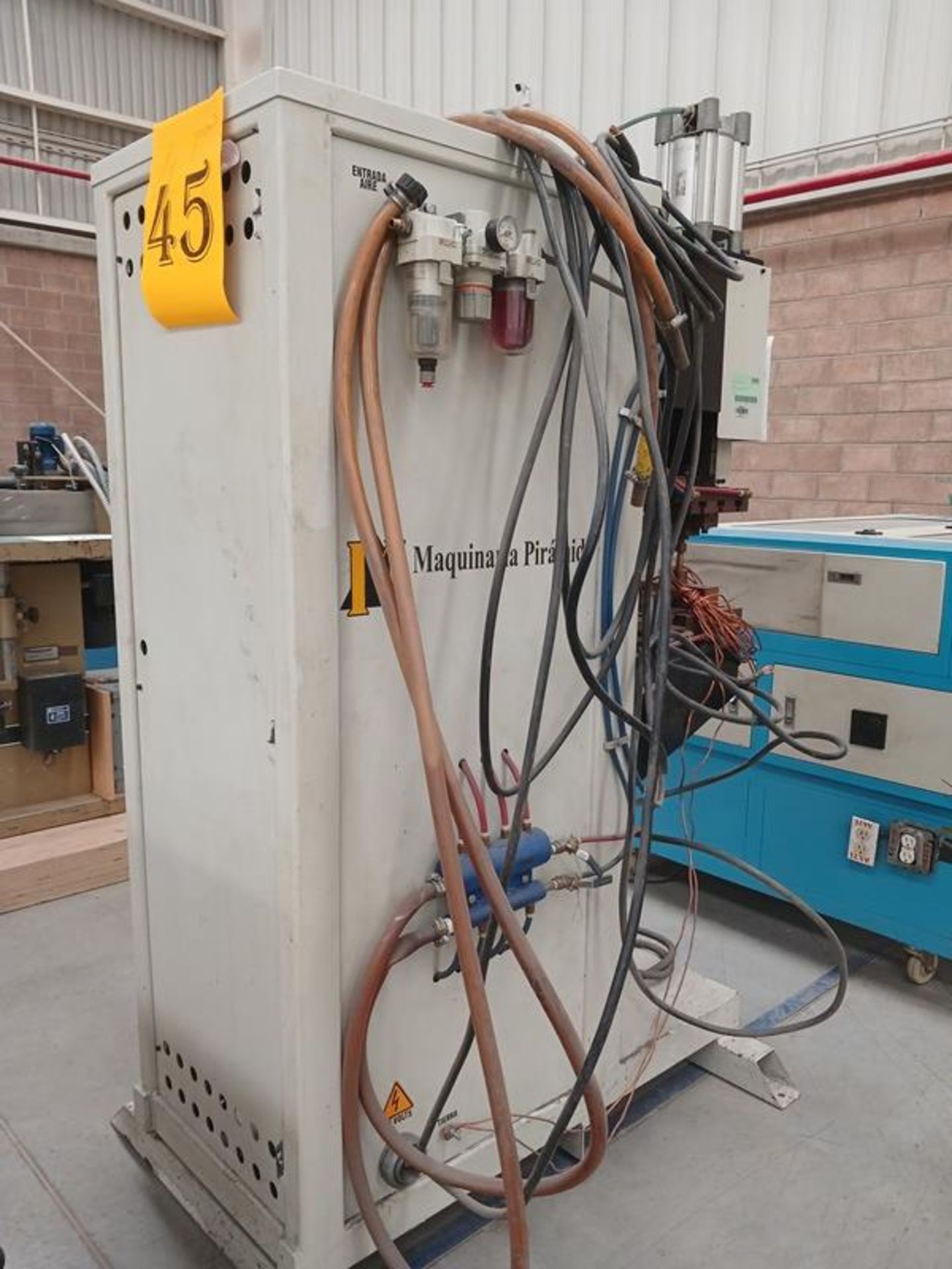 SPOT WELDING MACHINE - Image 3 of 6