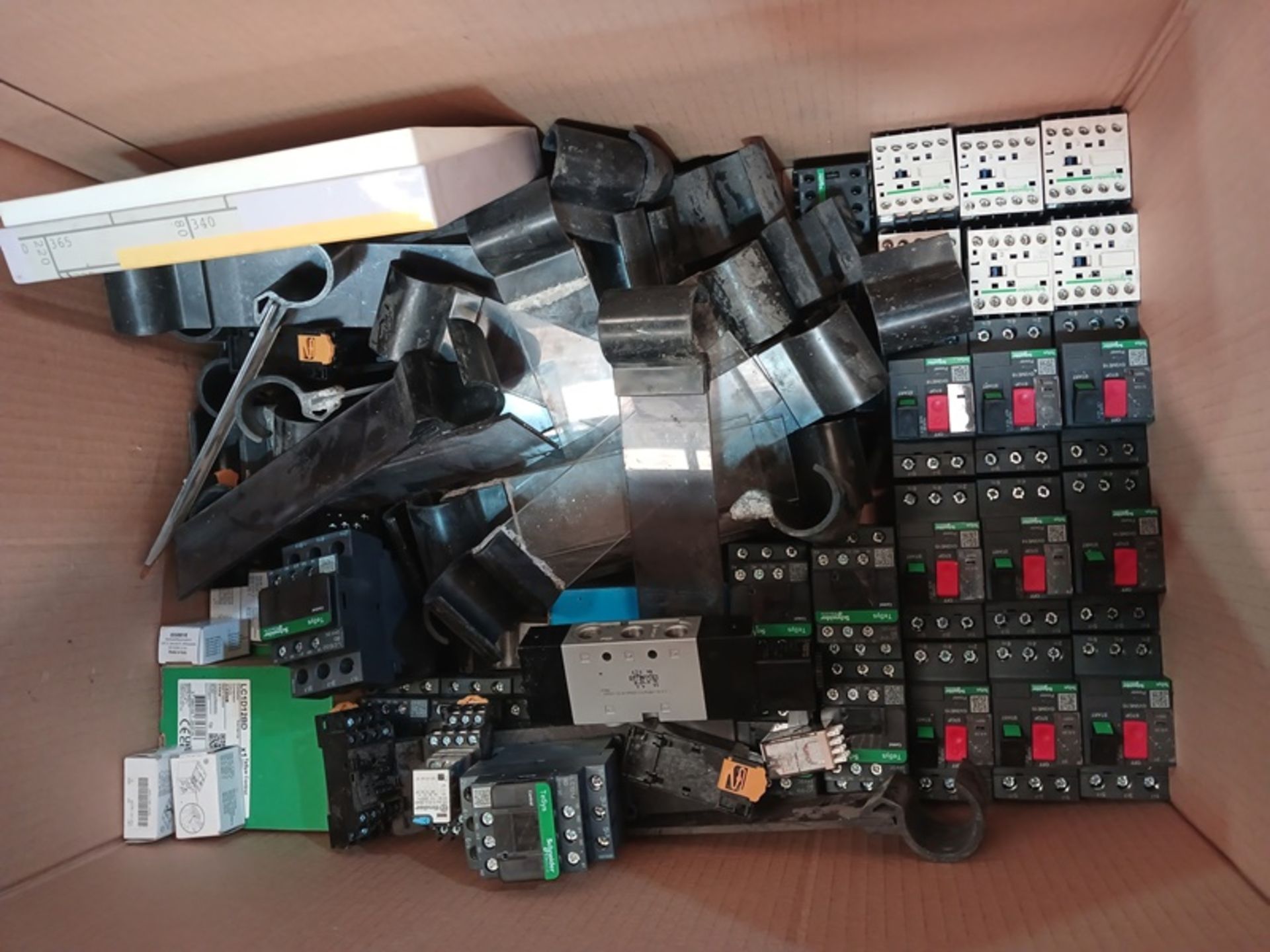 LOT OF SPARE PARTS FOR FELDER ROUTER MACHINE - Image 4 of 5