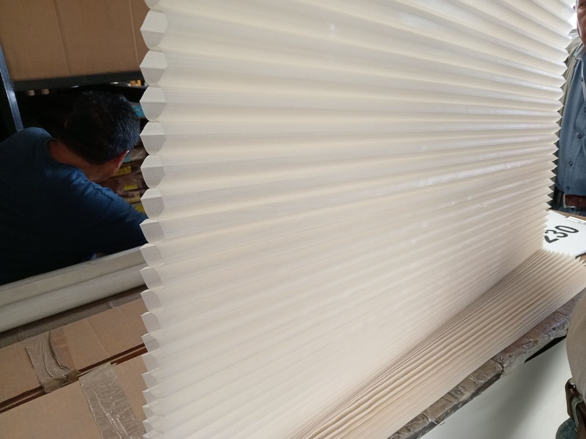 LOT OF APPROXIMATELY (18,000) M2 OF BLINDS CELLULAR FABRIC - Image 25 of 30