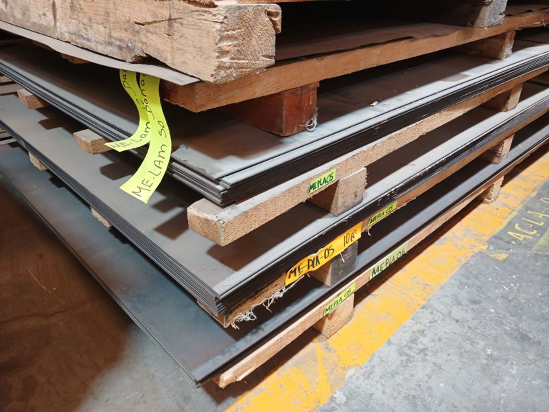 LOT OF APPROXIMATELY (98) PCS OF BLACK AND GALVANIZED STEEL SHEETS AND PLATES - Image 4 of 7