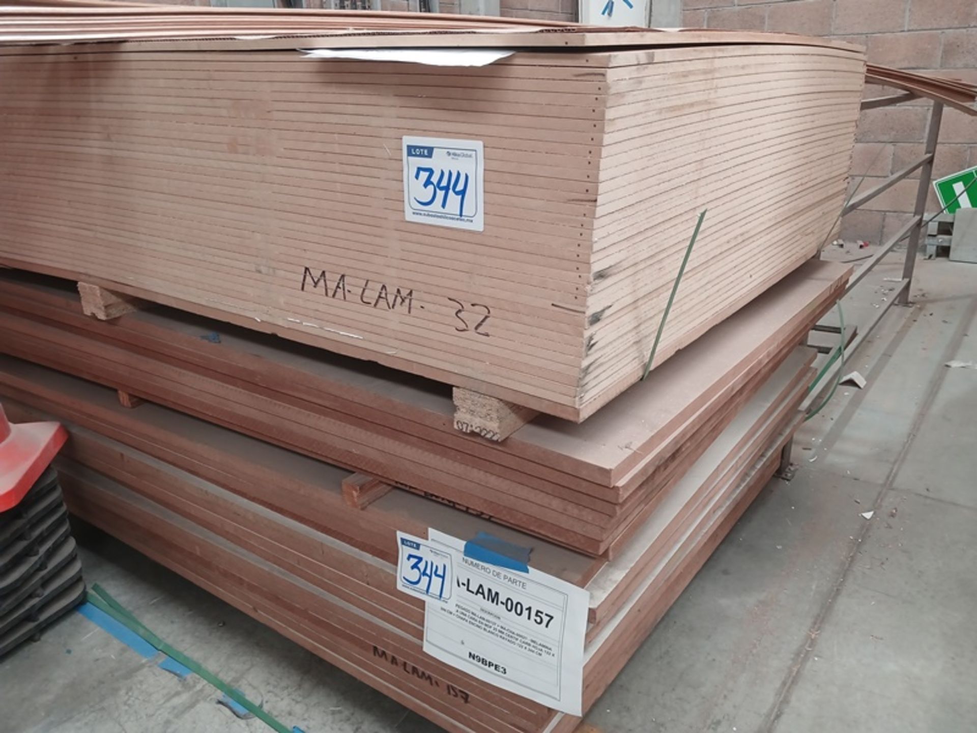 LOT OF (470) PCS OF MELAMINE AND BOARD - Image 8 of 8