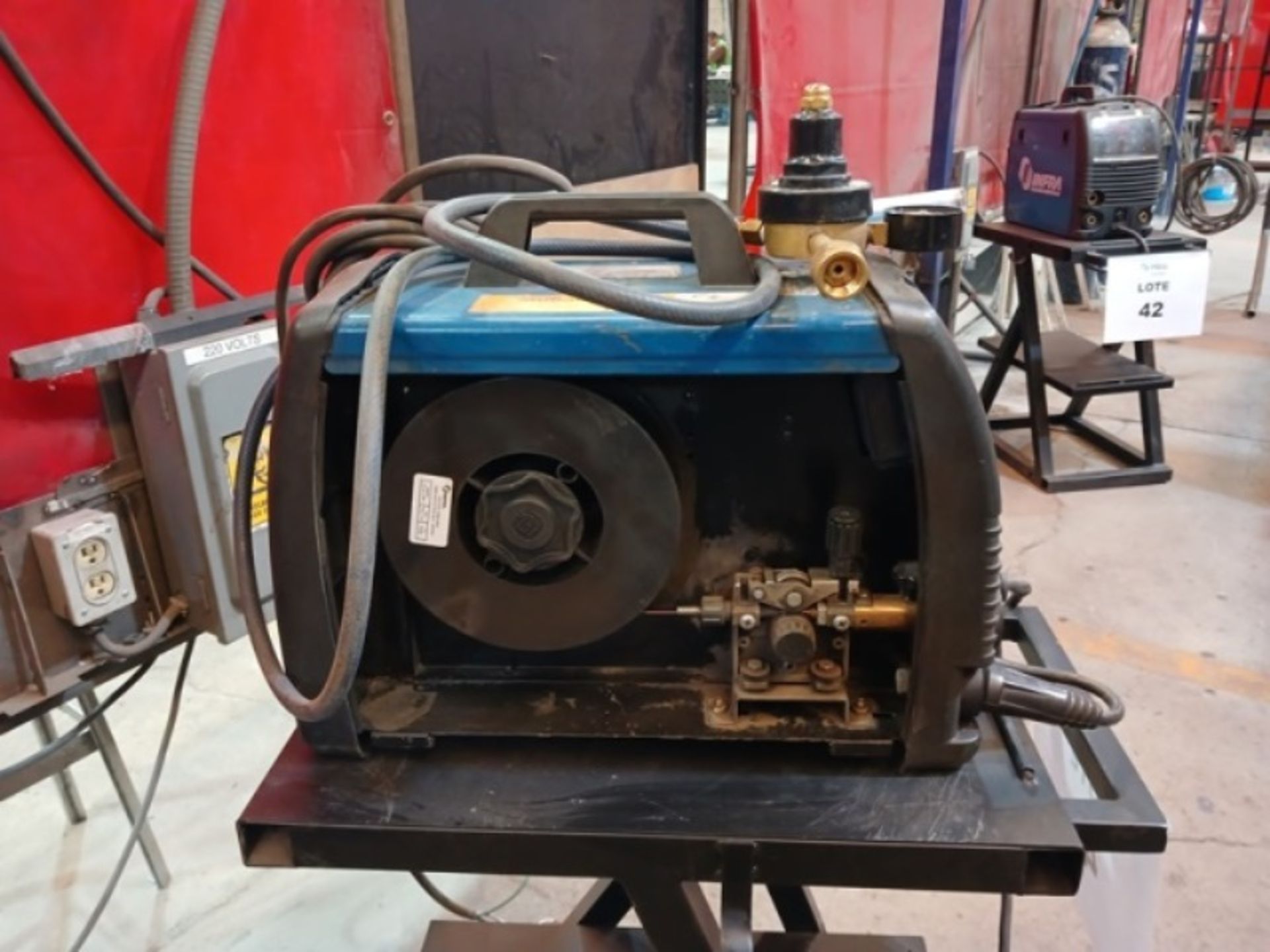 WELDING MACHINE - Image 5 of 6