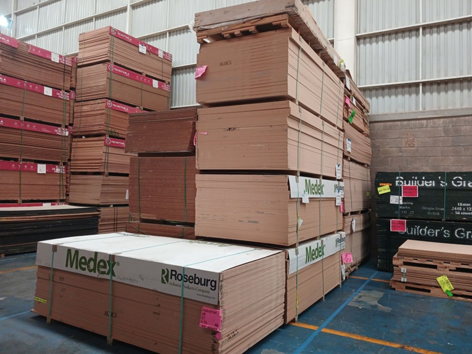 LOT OF APPROXIMATELY (843) PCS OF MELAMINE AND MDF - Image 4 of 5