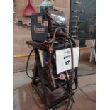 WELDING MACHINE