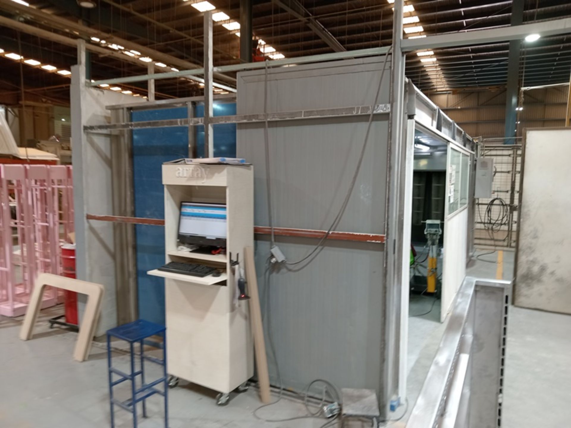 PAINT BOOTH FOR LARGE PARTS - Image 2 of 13