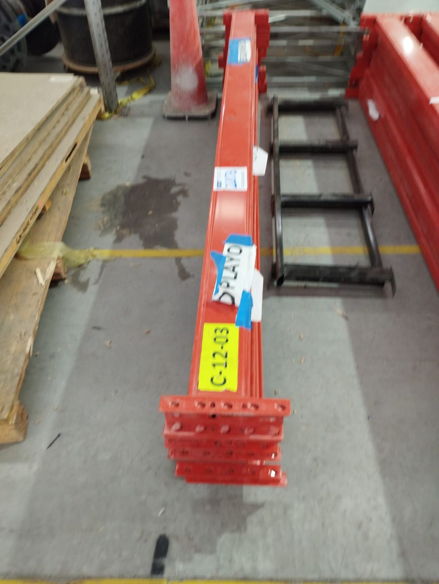 LOT OF HEAVY DUTY RACKS - Image 12 of 17