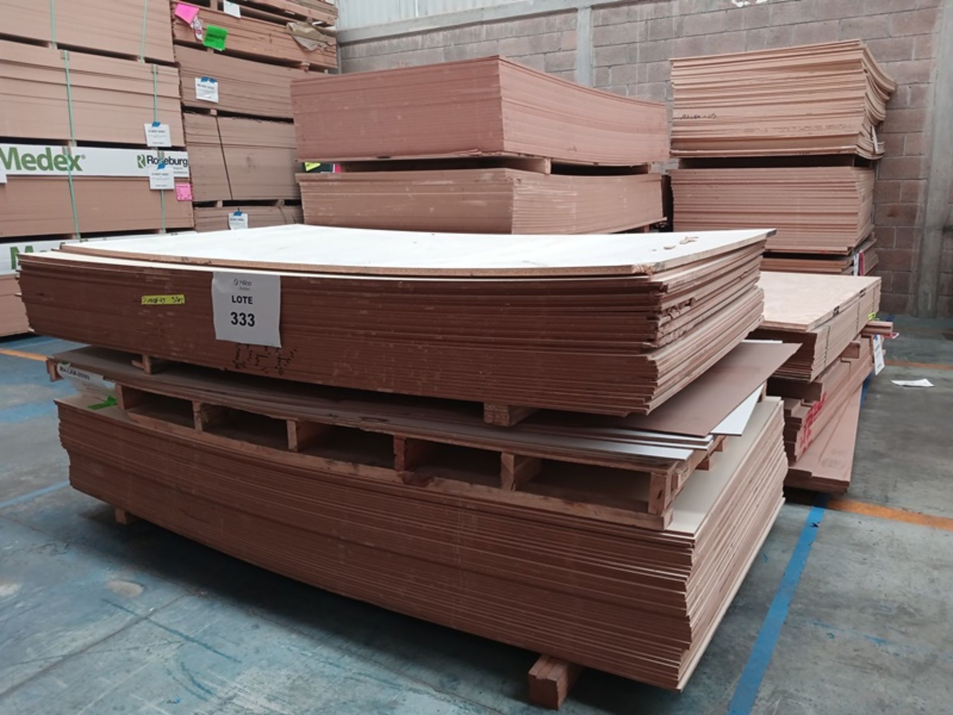 LOT OF APPROXIMATELY (548) PCS MELAMINE, MDF AND TRIPLAY - Image 2 of 4