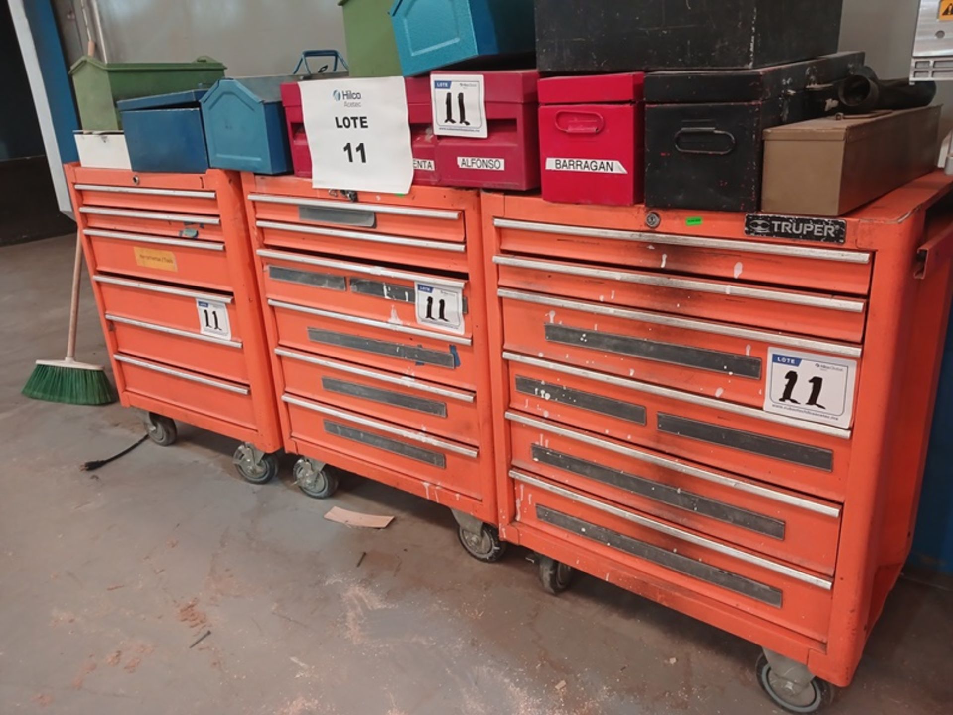 LOT OF TOOL TROLLEYS AND BOXES - Image 4 of 6
