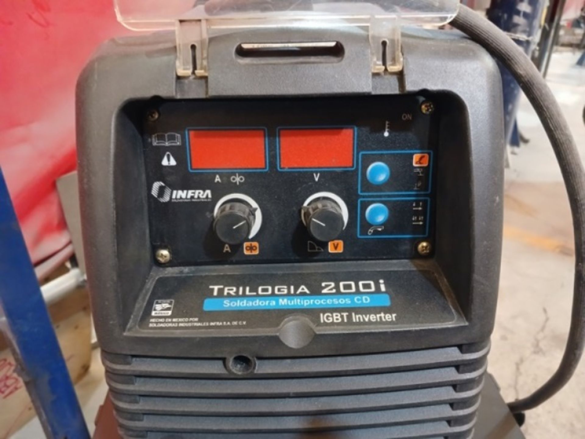 WELDING MACHINE - Image 3 of 4