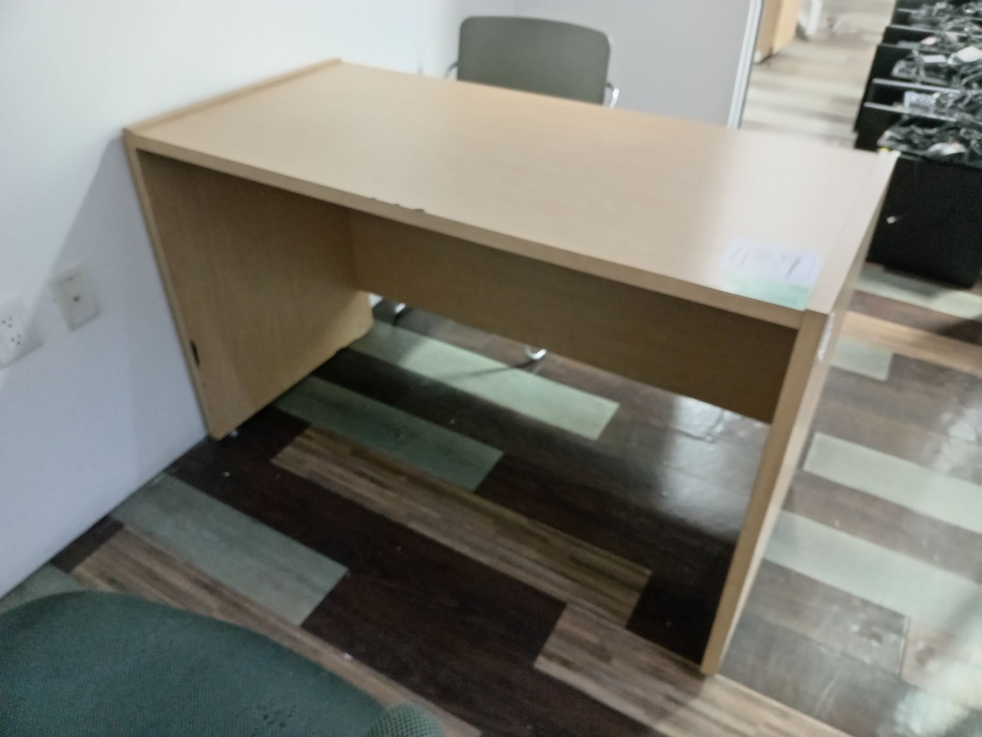 LOT OF (14) PIECES OF OFFICE FURNITURE - Image 13 of 23