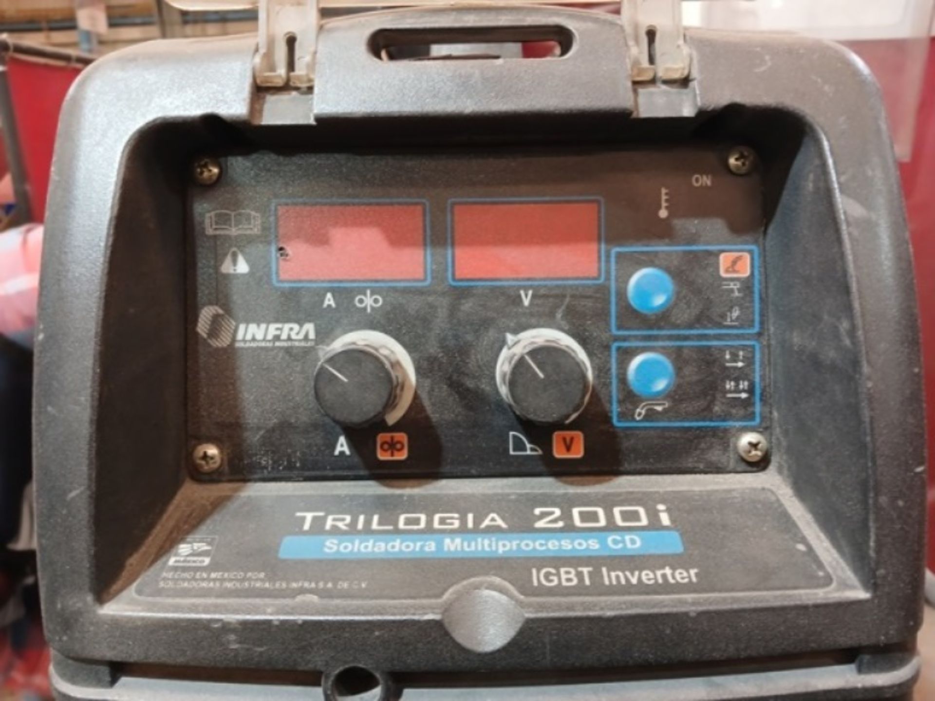 WELDING MACHINE - Image 3 of 5