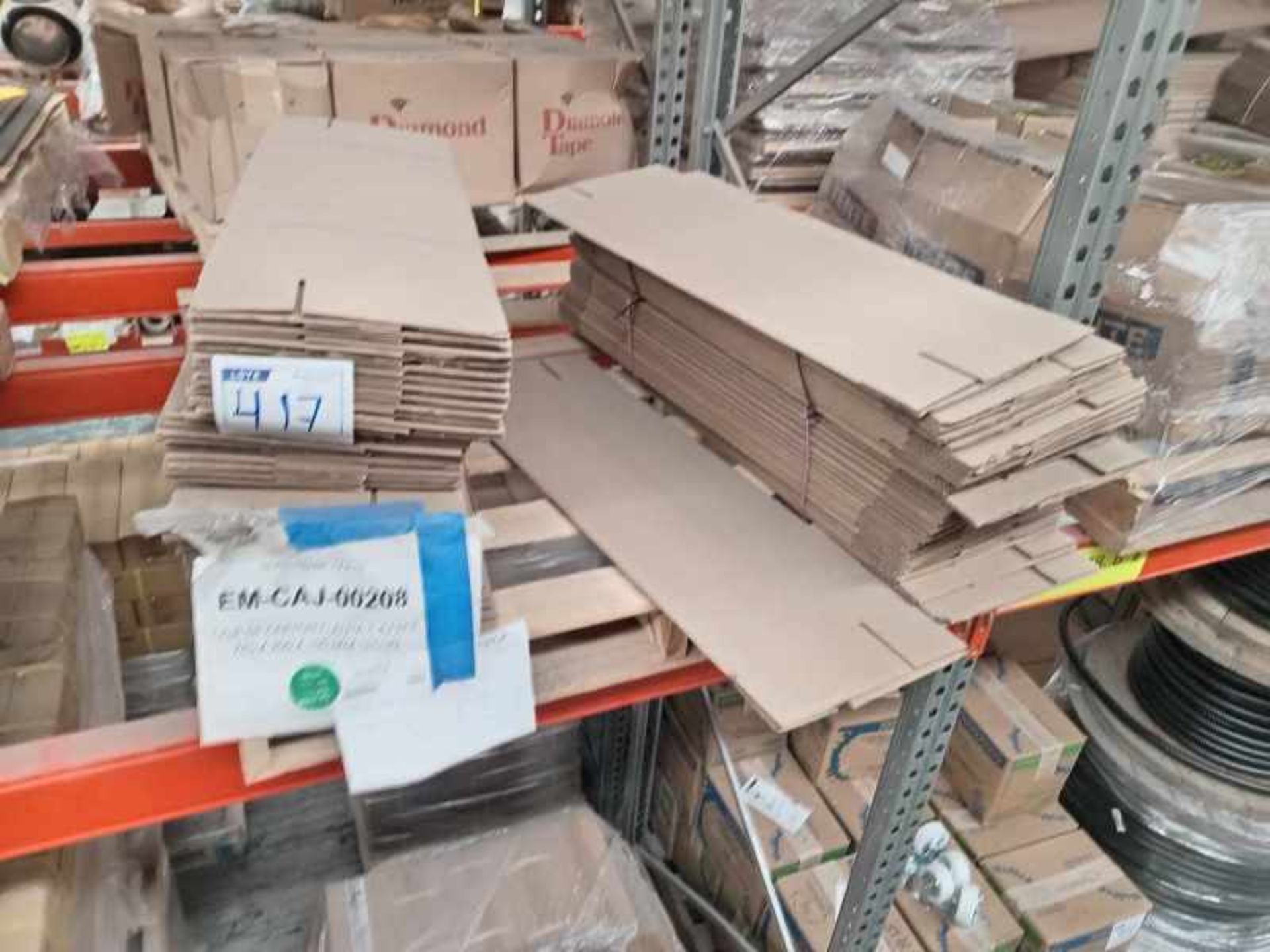 LOT OF APPROXIMATELY (83,310) PCS OF CARDBOARD BOXES AND ACCESSORIES - Image 33 of 119