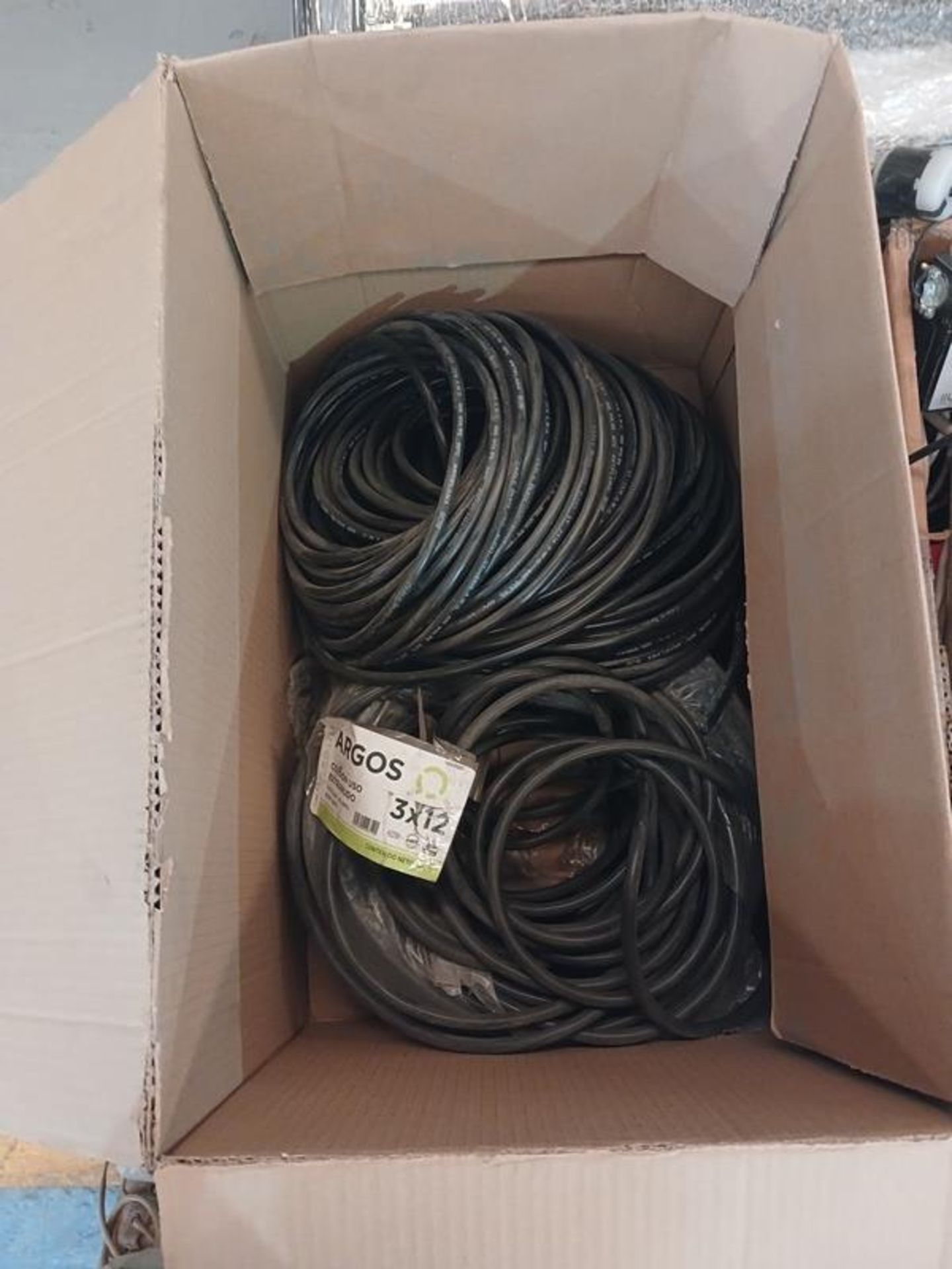 LOT OF ELECTRICAL MATERIAL - Image 10 of 18