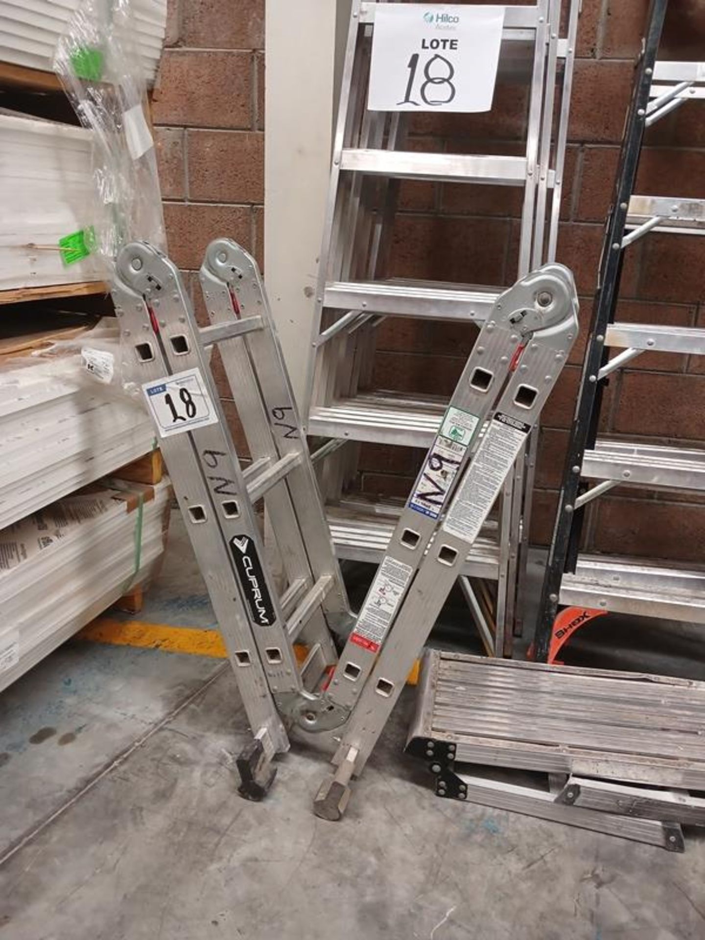 LOT OF ALUMINUM LADDERS - Image 2 of 5