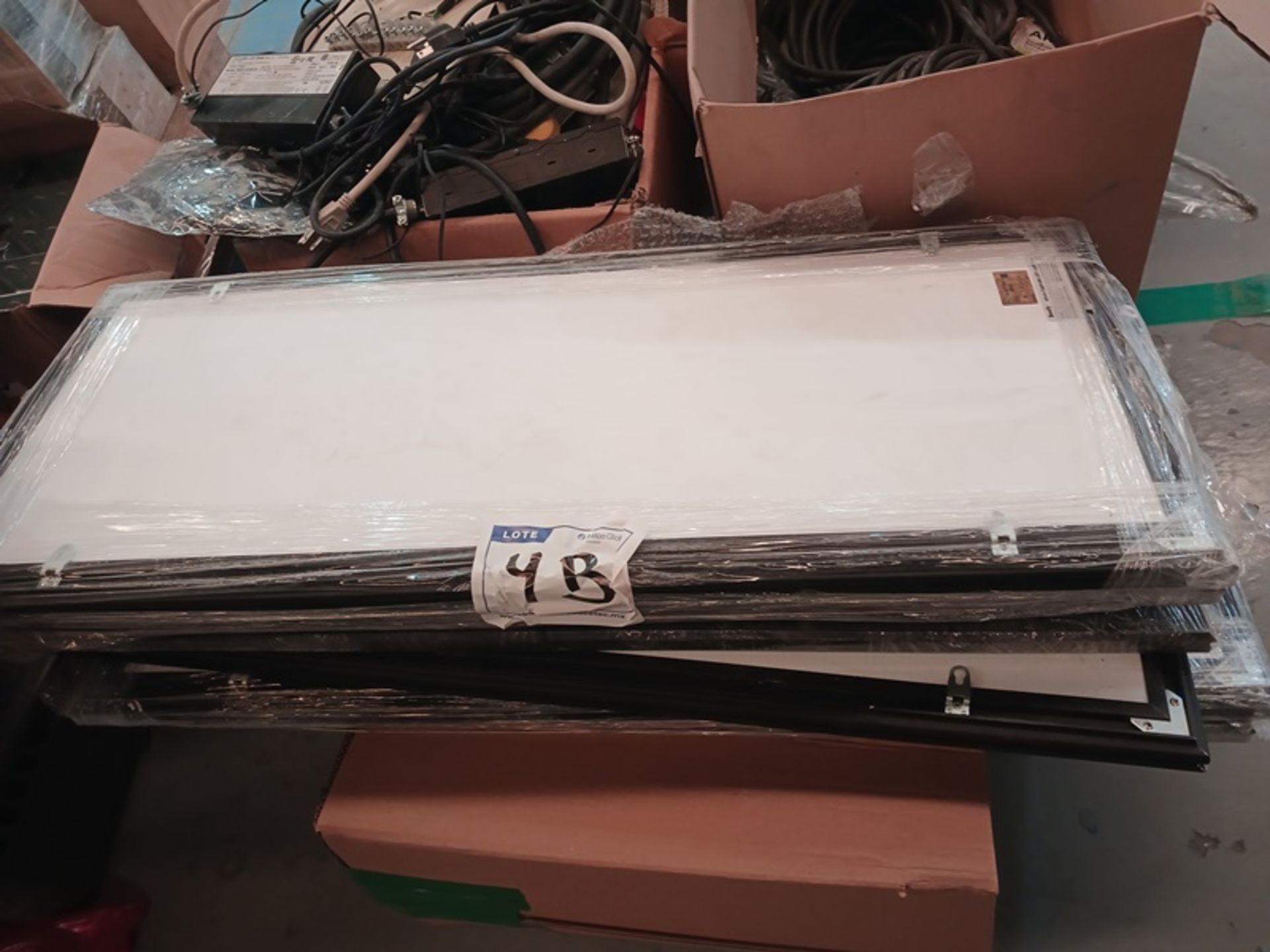 LOT OF ELECTRICAL MATERIAL - Image 13 of 18