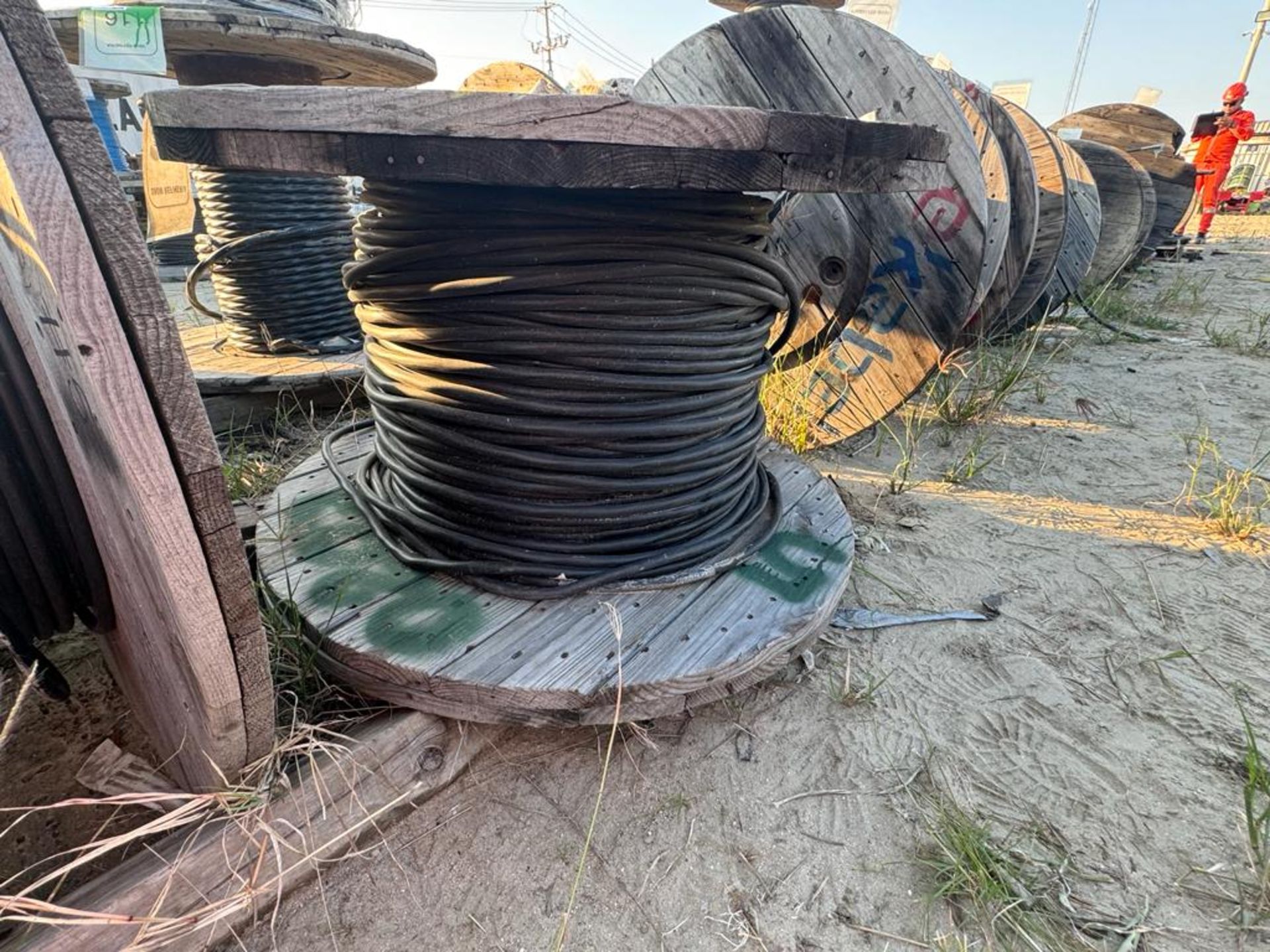 LOT OF APPROXIMATELY (1,338) METERS OF MULTICODUCTOR CABLE - Image 5 of 25