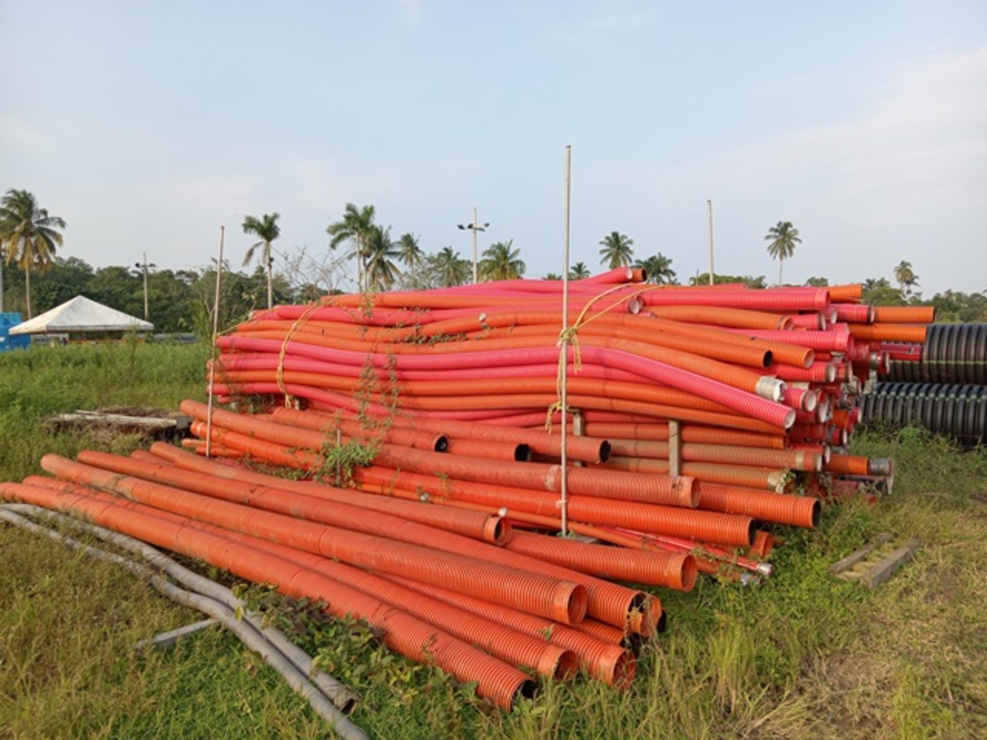 LOT OF (65) METERS CORRUGATED PVC PIPE - Image 3 of 4