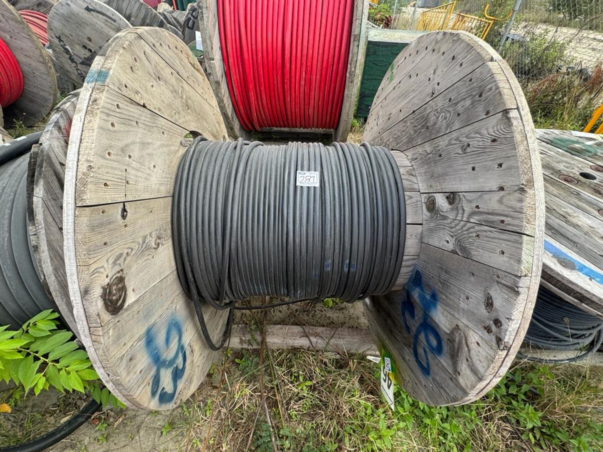 LOT OF APPROXIMATELY (1,338) METERS OF MULTICODUCTOR CABLE - Image 13 of 25