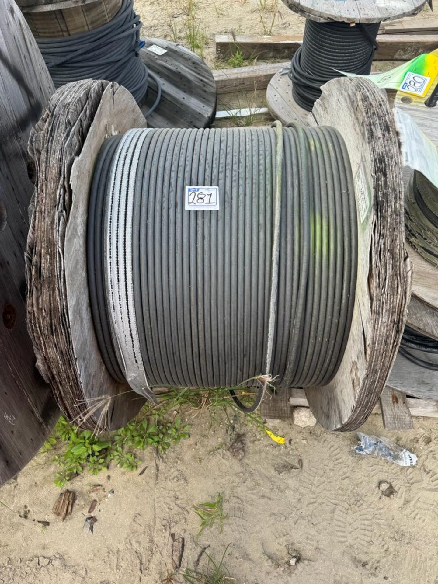 LOT OF APPROXIMATELY (1,338) METERS OF MULTICODUCTOR CABLE - Image 24 of 25