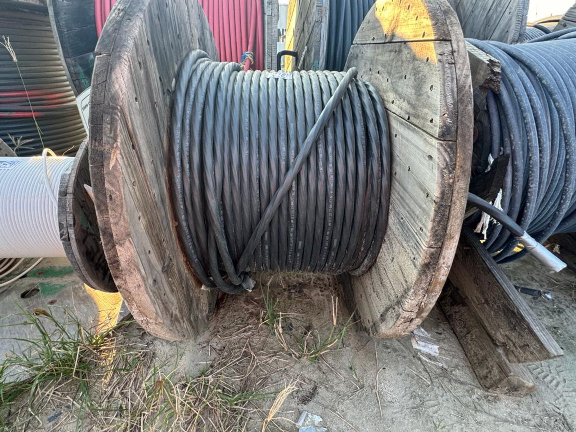 LOT OF APPROXIMATELY (1,325 M) OF MULTICODUCTOR CABLE - Image 12 of 27