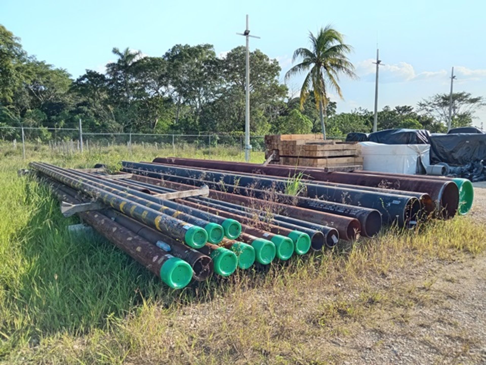 LOT OF APPROXIMATELY (203) METERS OF CARBON STEEL PIPE