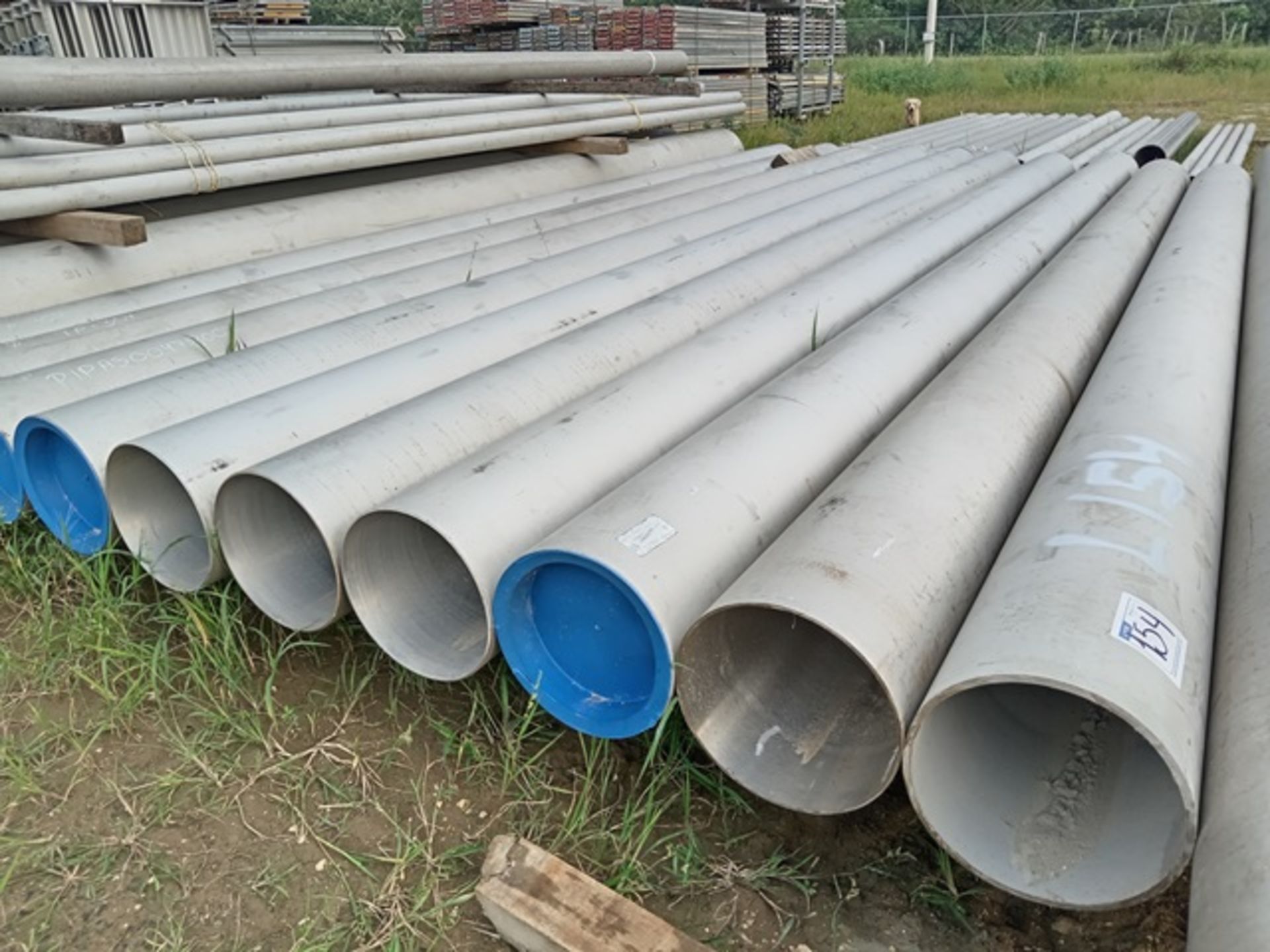 LOT OF APPROXIMATELY 133 METERS OF T-304 AND T-316 STAINLESS STEEL PIPE - Image 2 of 6