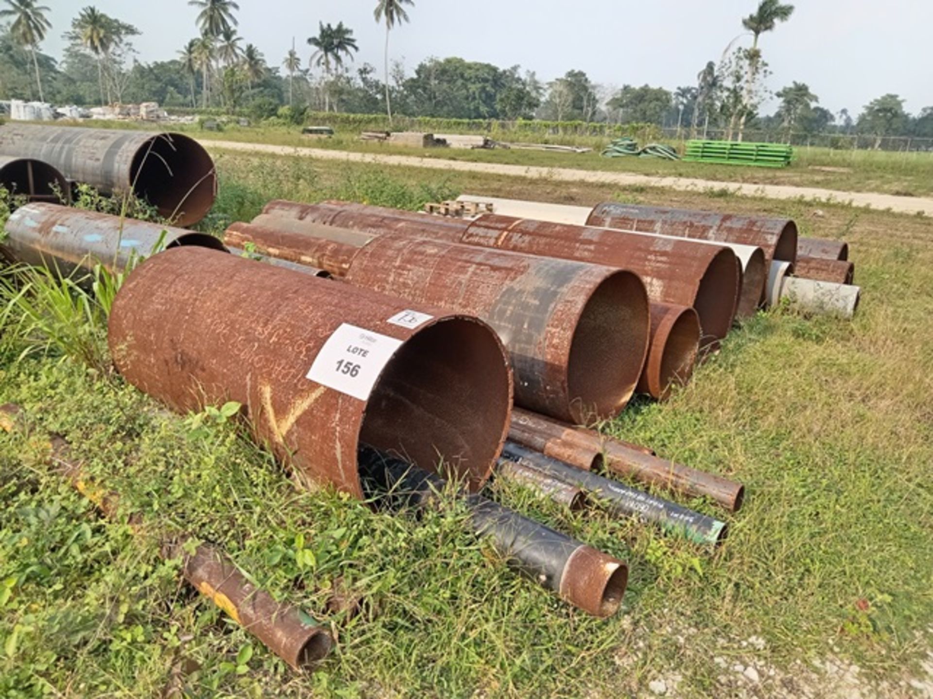 LOT OF APPROXIMATELY (55) METERS OF CARBON STEEL PIPE PIECES