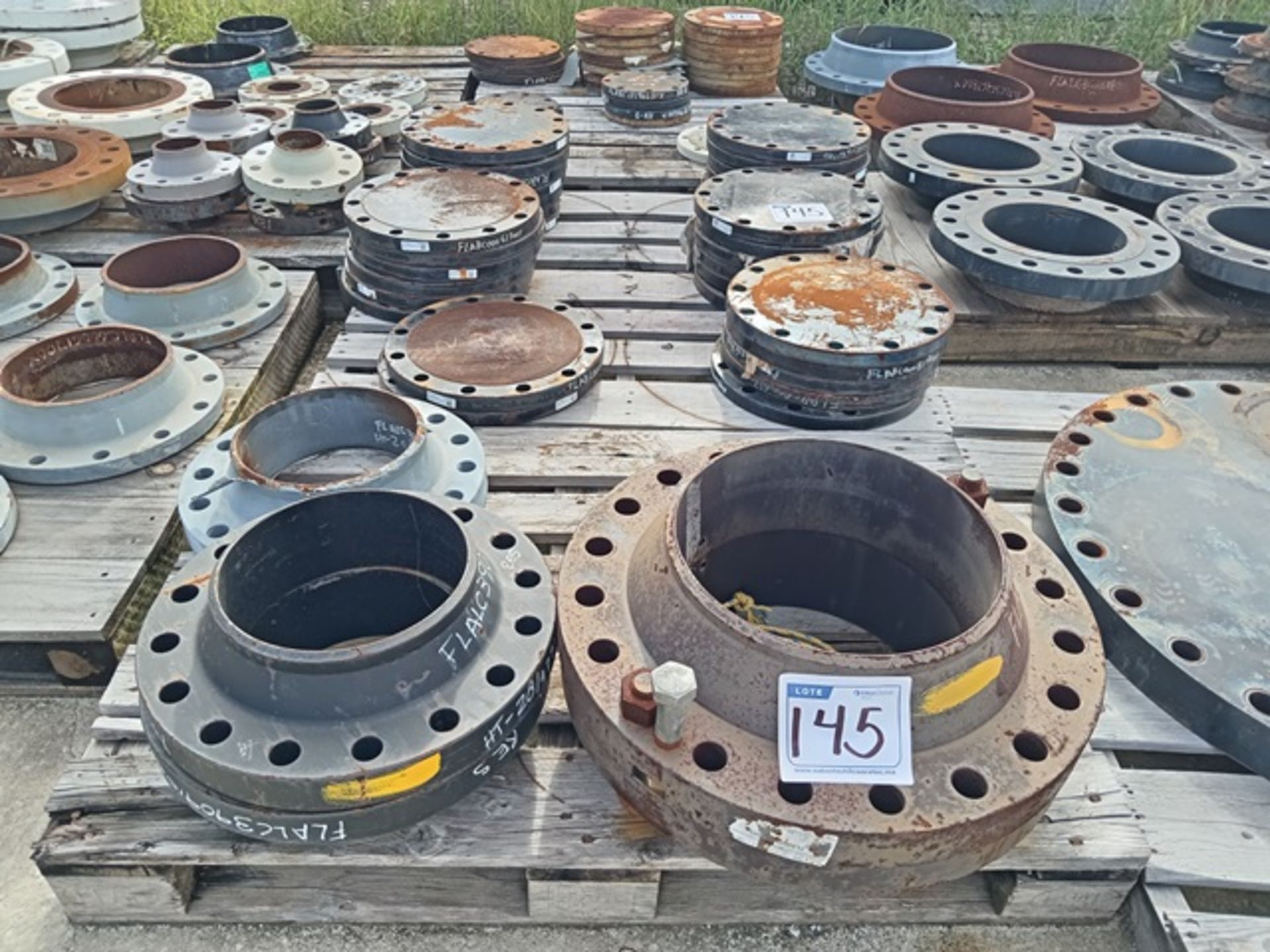 LOT OF (127) PCS OF SA105N FLANGES - Image 7 of 12