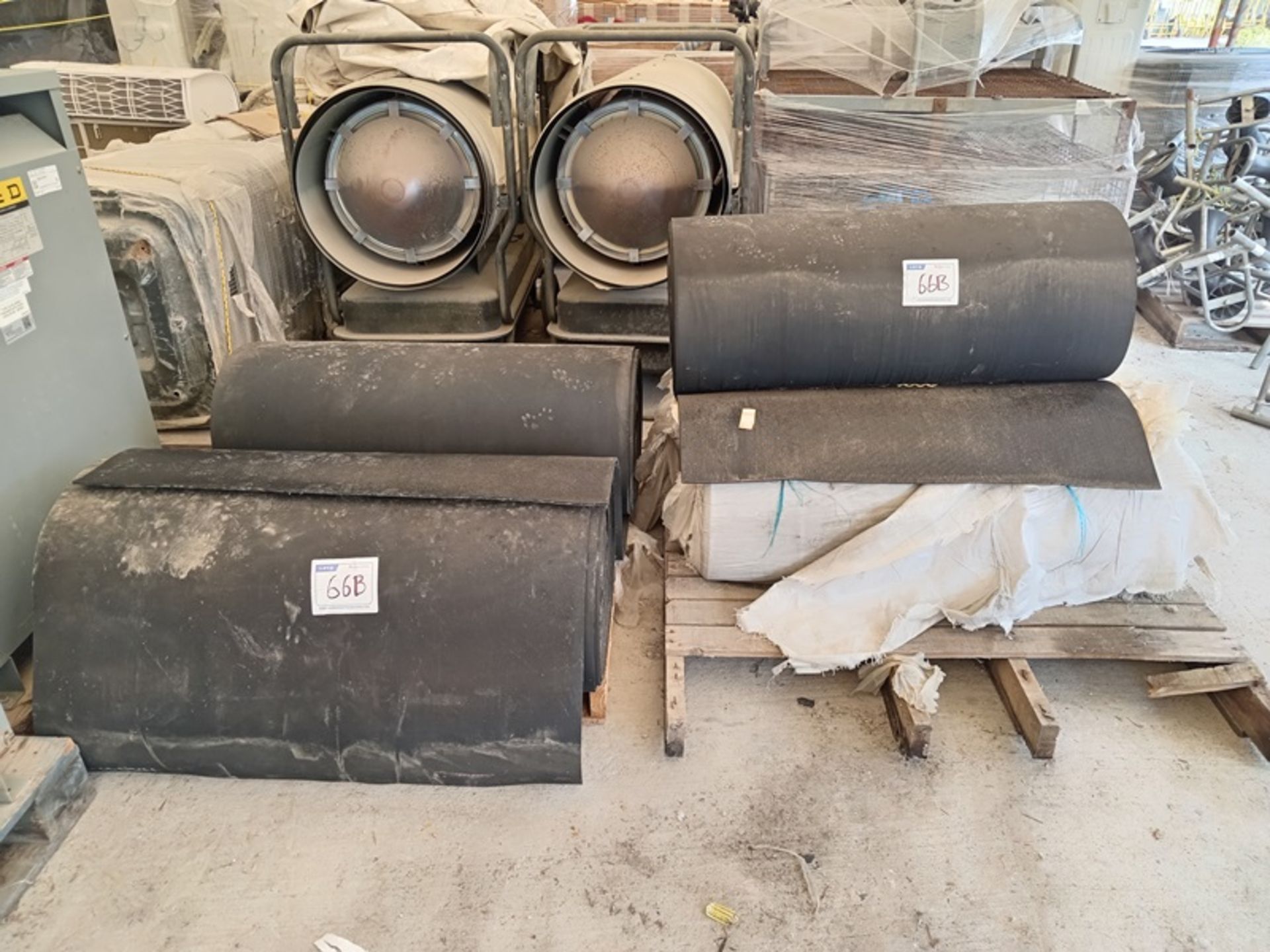 LOT OF DIELECTRIC MAT