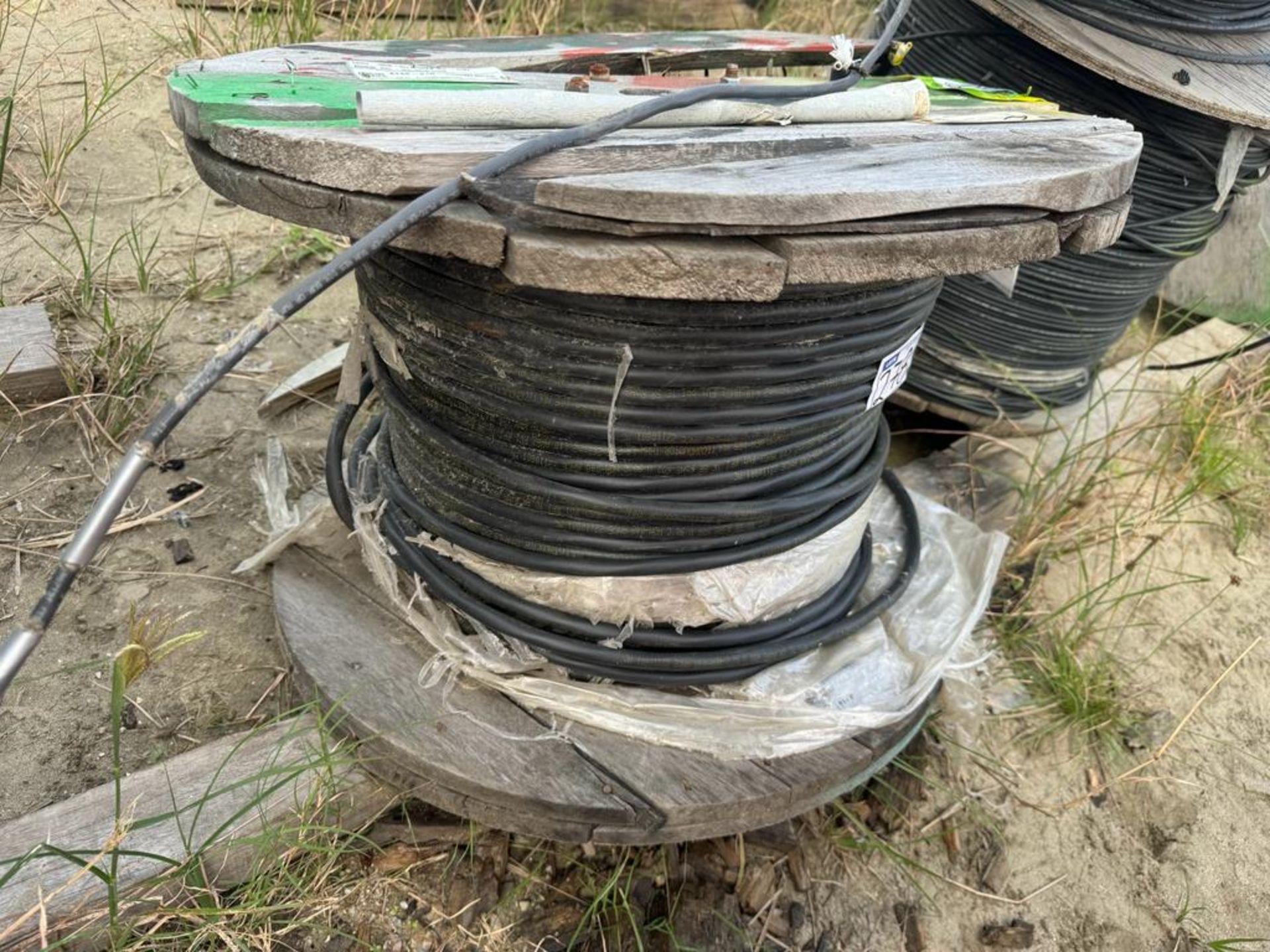 LOT OF APPROXIMATELY (1,325 M) OF MULTICODUCTOR CABLE - Image 8 of 27