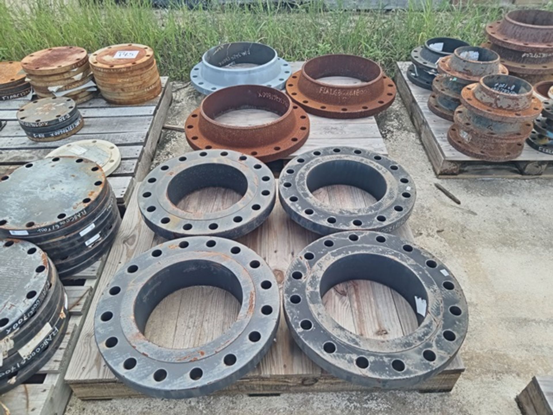 LOT OF (127) PCS OF SA105N FLANGES - Image 6 of 12