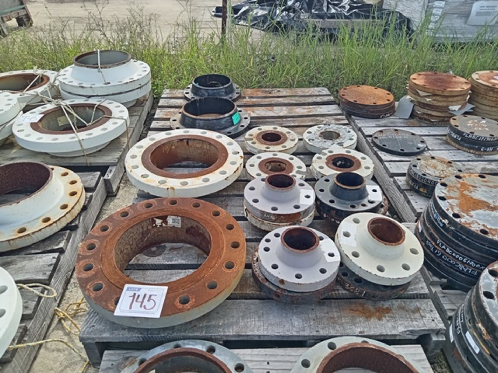 LOT OF (127) PCS OF SA105N FLANGES - Image 10 of 12