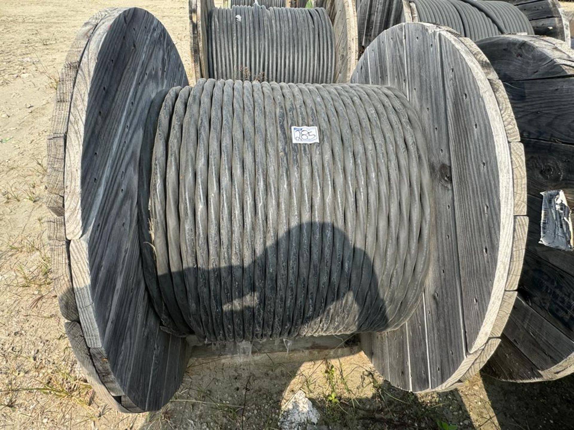 LOT OF APPROXIMATELY (345 M) OF MULTICODUCTOR POWER CABLE - Image 2 of 5
