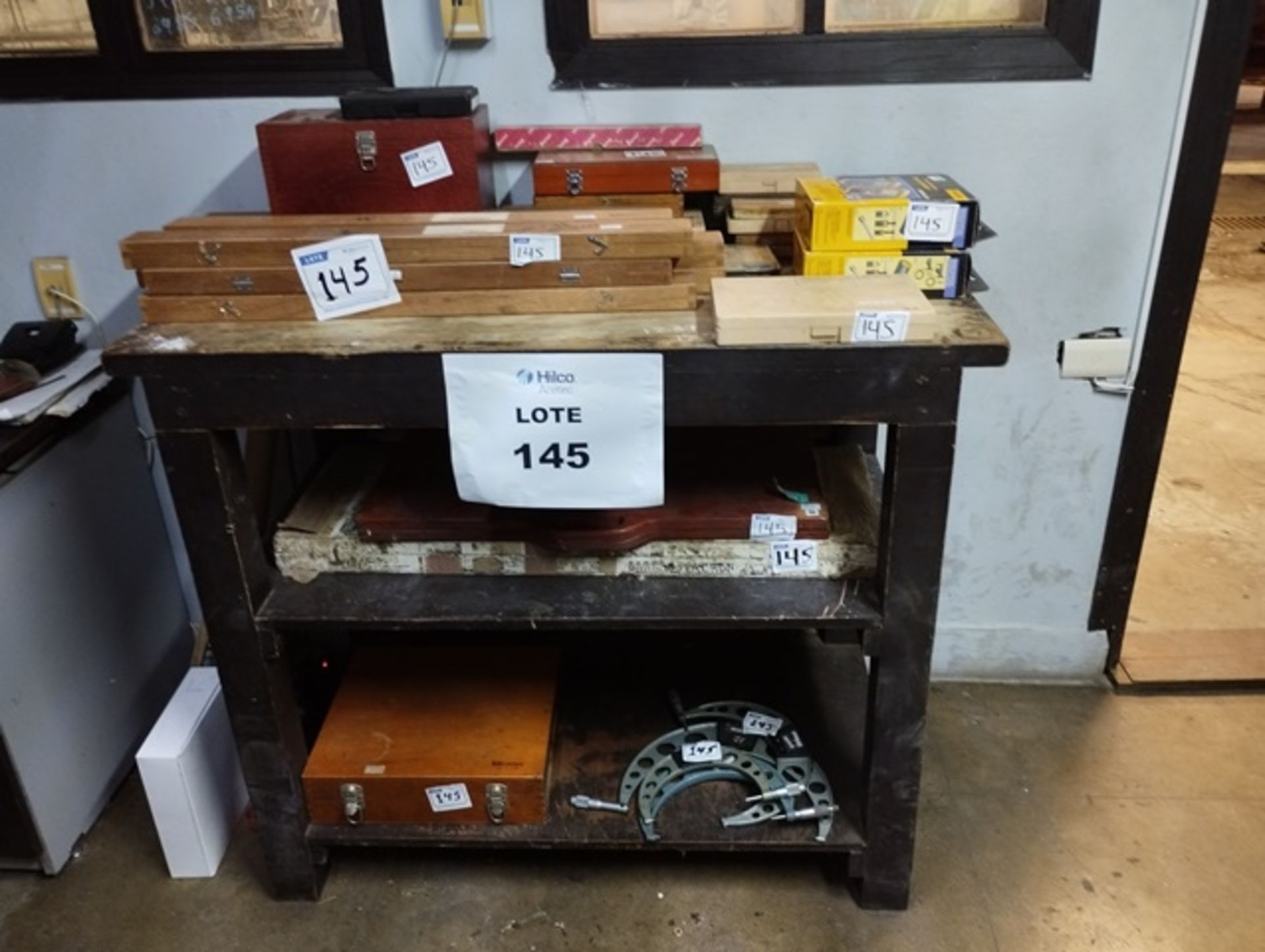 LOT OF MEASURING EQUIPMENT - Image 11 of 12