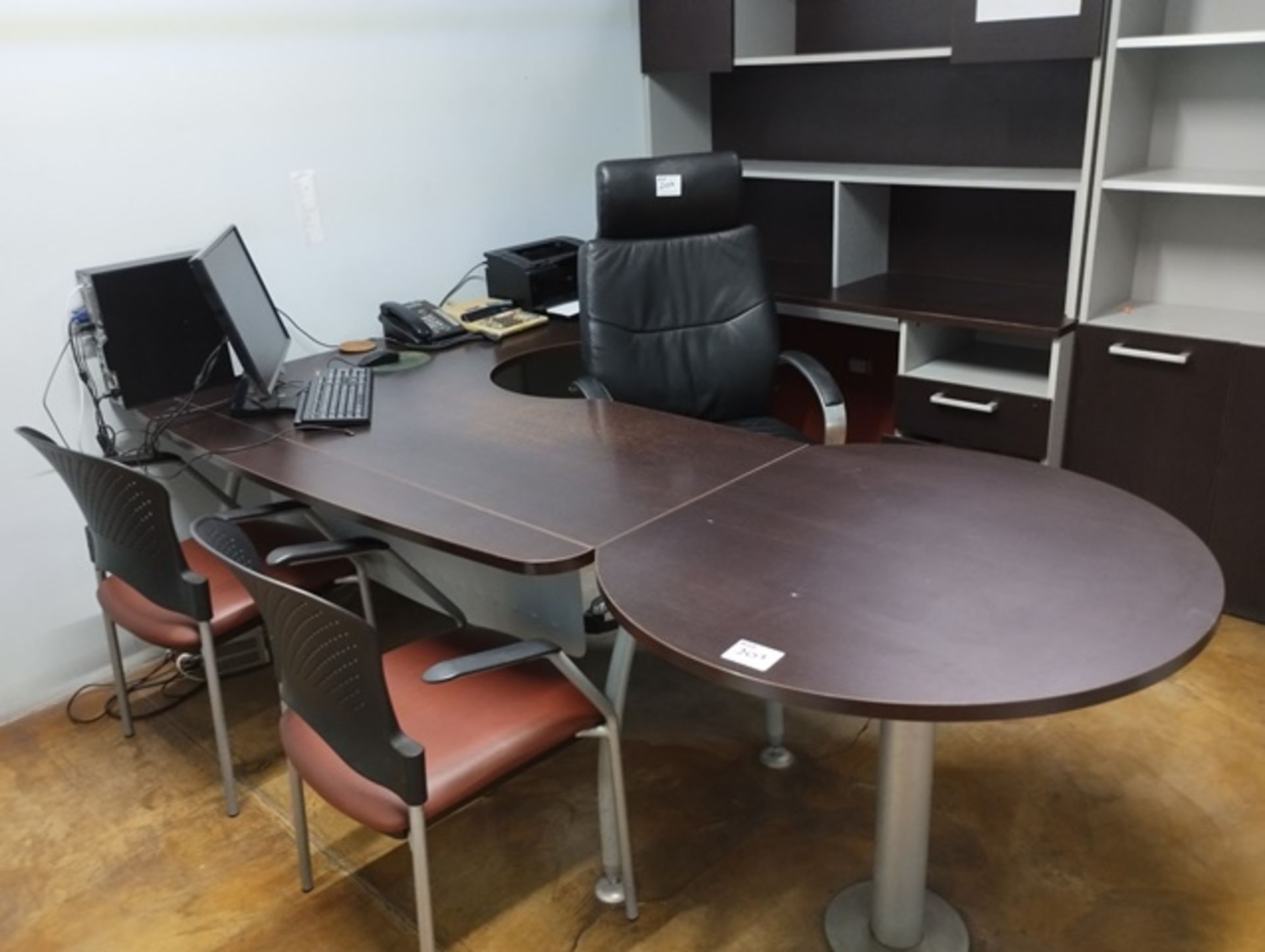LOT OF OFFICE FURNITURE - Image 2 of 3