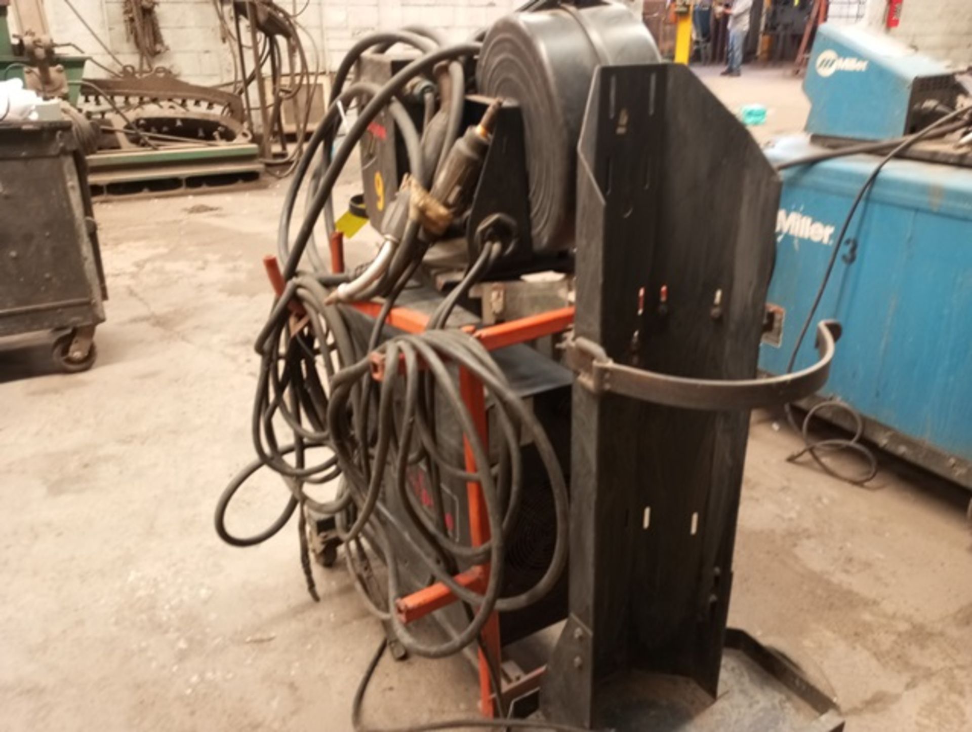 WELDING MACHINE FOR MICRO WIRE - Image 3 of 3