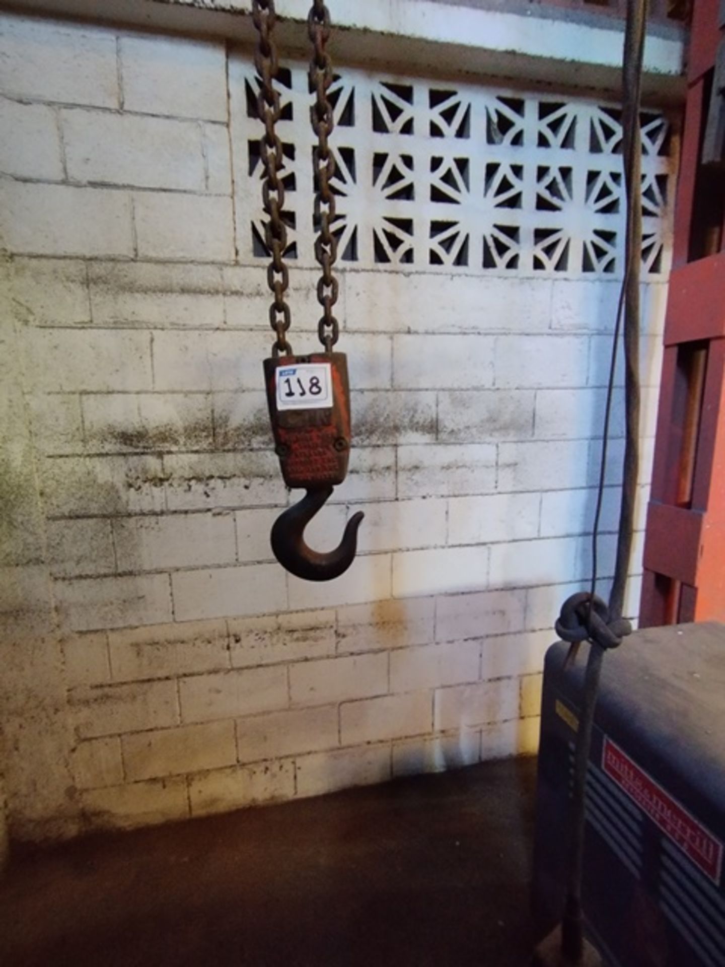 ELECTRIC HOIST - Image 2 of 6